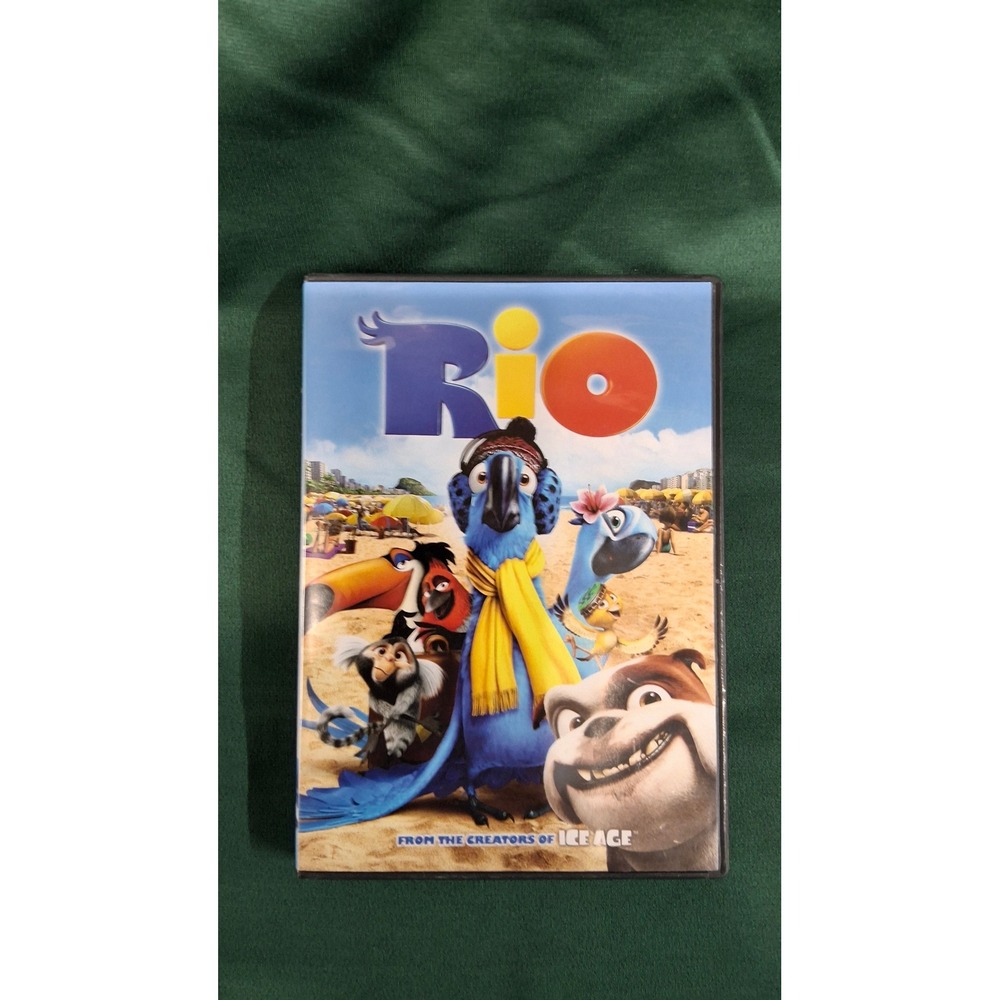 Rio DVD 2011 Animated Family Movie Anne Hathaway Jesse Eisenberg Blu Creators(7)